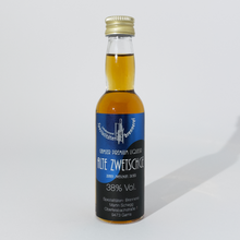 Lade das Bild in den Galerie-Viewer, Alte Zwetschge