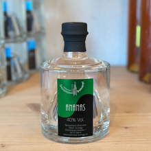 Lade das Bild in den Galerie-Viewer, Ananas