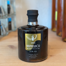 Lade das Bild in den Galerie-Viewer, Baumnusslikör